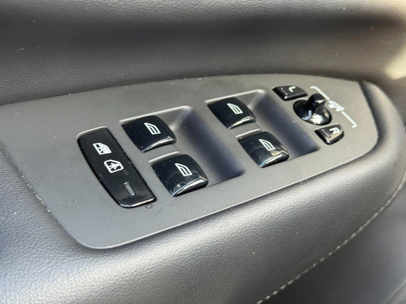 Certified 2024 Volvo XC90 B6 Plus w/ Protection Package Premier image 23