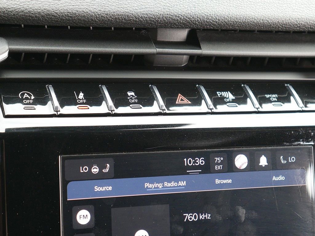 Used 2023 Jeep Grand Cherokee Altitude image 37