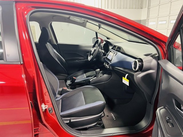 New 2025 Nissan Versa SV w/ Trunk Package image 32