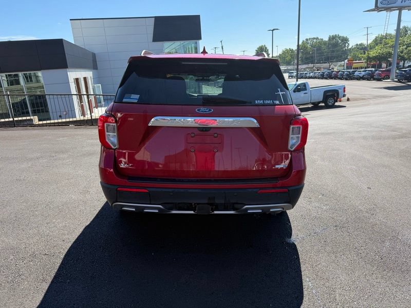 Used 2020 Ford Explorer XLT w/ Equipment Group 202A AWD/4WD image 7