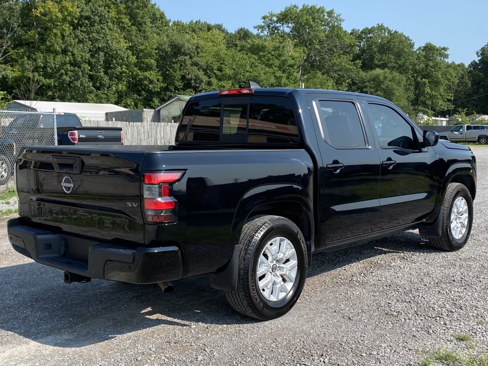 Used 2022 Nissan Frontier SV RWD image 5
