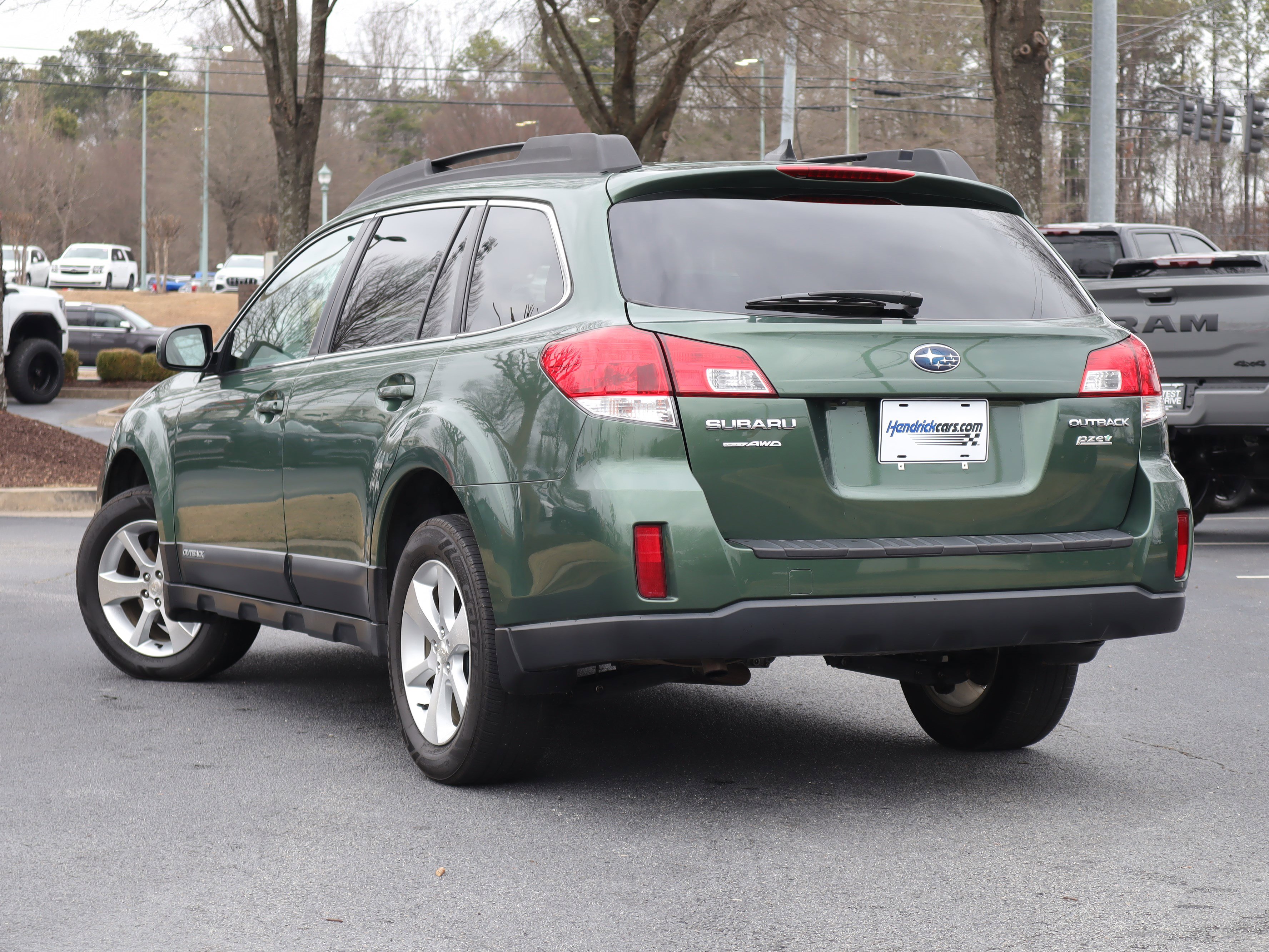 Used 2013 Subaru Outback 2.5i Limited image 3