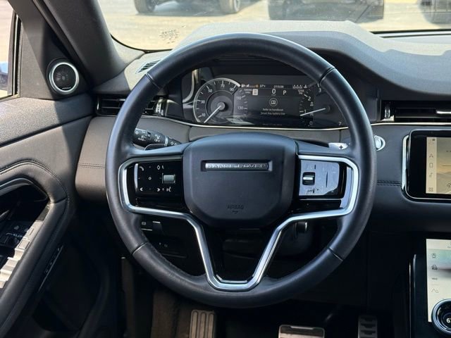 Used 2023 Land Rover Range Rover Evoque R-Dynamic SE image 9