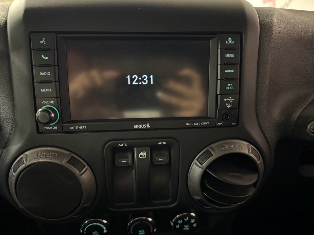 Used 2018 Jeep Wrangler Sport image 23