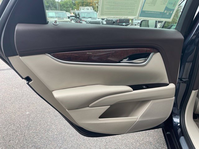 Used 2014 Cadillac XTS Luxury w/ Driver Awareness Package FWD image 24