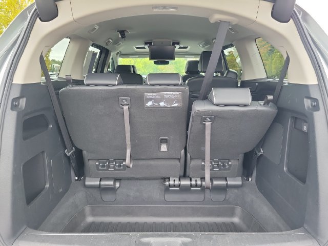 Used 2025 Honda Odyssey Touring image 8