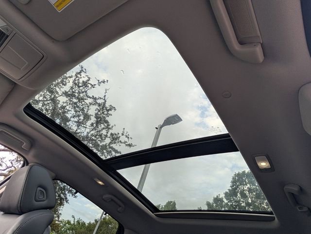 Certified 2024 Acura MDX FWD w/ Technology Package image 27