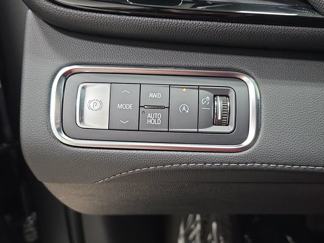 Used 2025 Buick Enclave Preferred AWD/4WD image 23