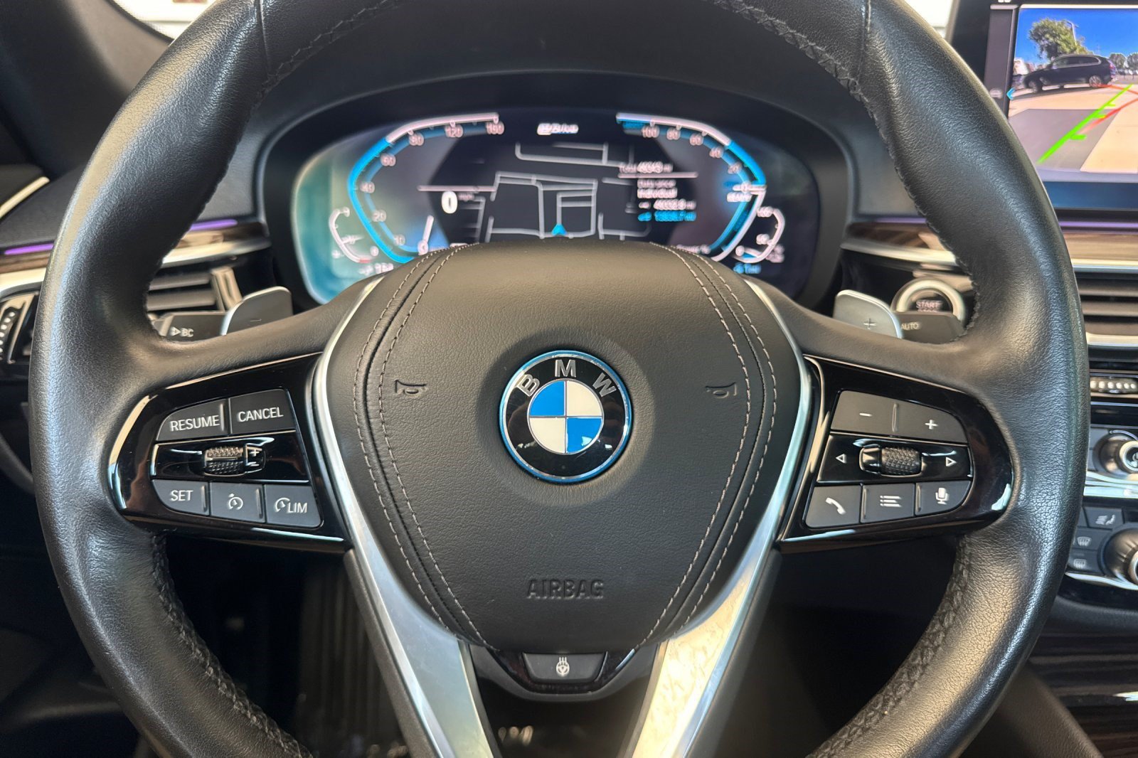 Used 2022 BMW 530e xDrive w/ Convenience Package AWD/4WD image 11