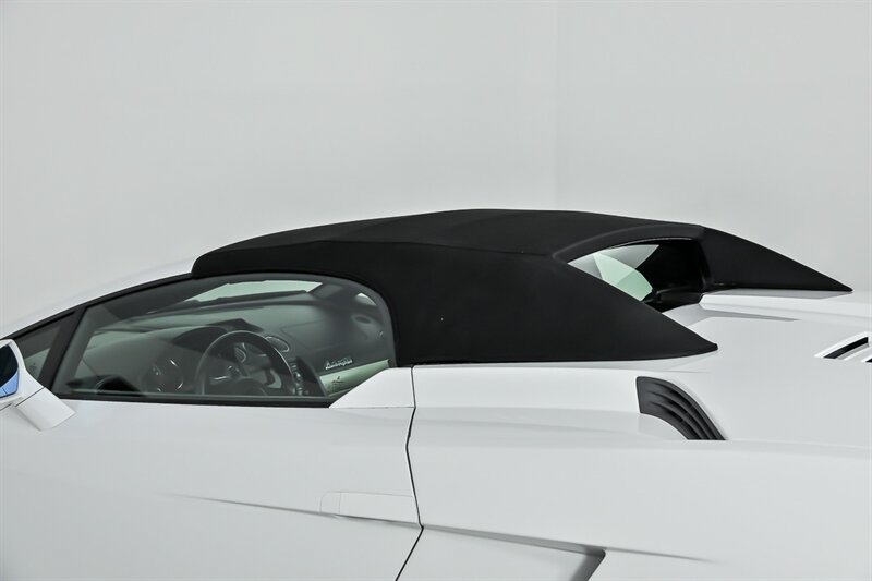 Used 2013 Lamborghini Gallardo LP 560-4 AWD/4WD image 38