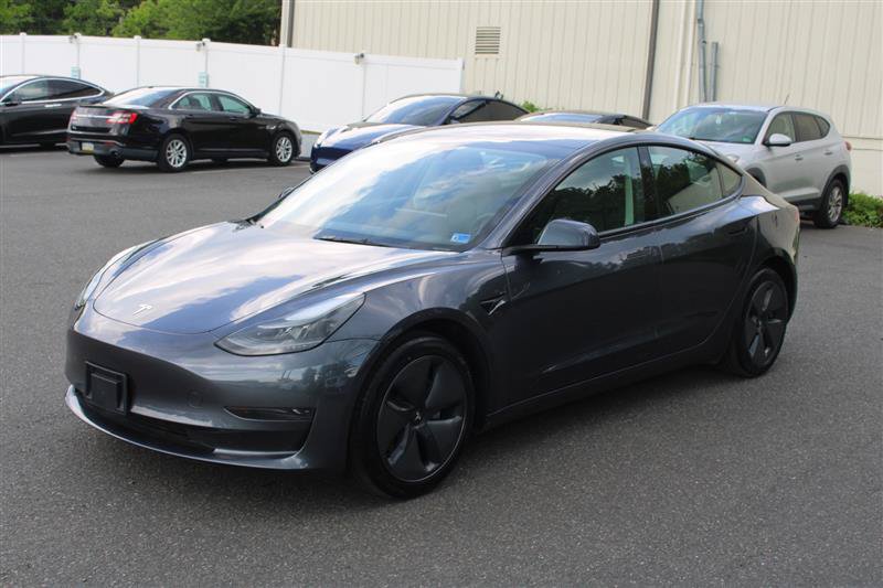 Used 2023 Tesla Model 3 Standard Range RWD image 3
