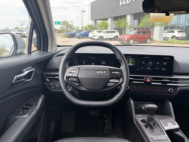 Certified 2026 Kia Sportage EX FWD image 8
