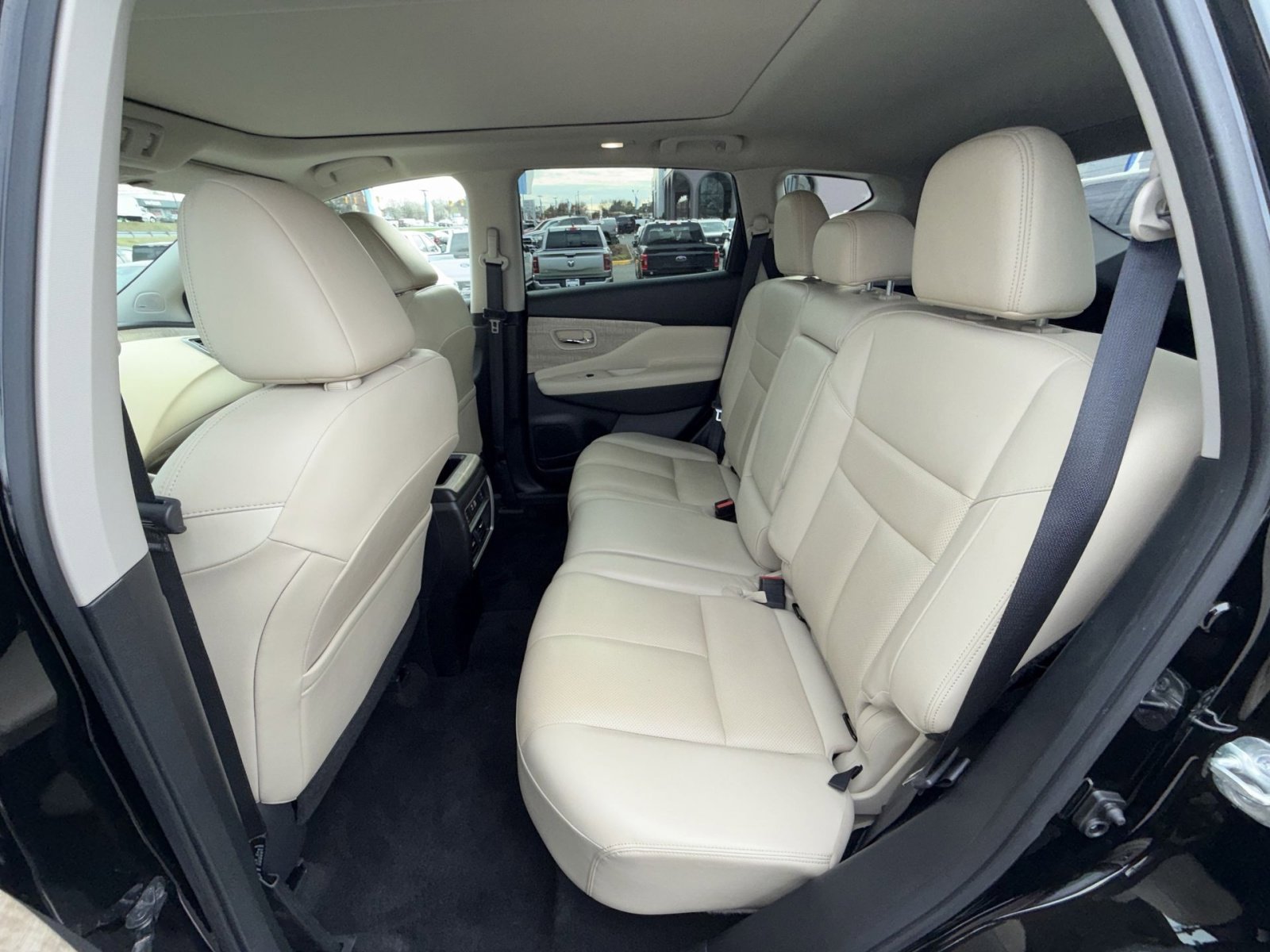Used 2023 Nissan Murano SL w/ SL Moonroof Package image 25