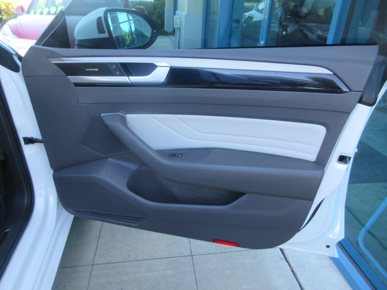 Used 2023 Volkswagen Arteon SEL Premium AWD/4WD image 22