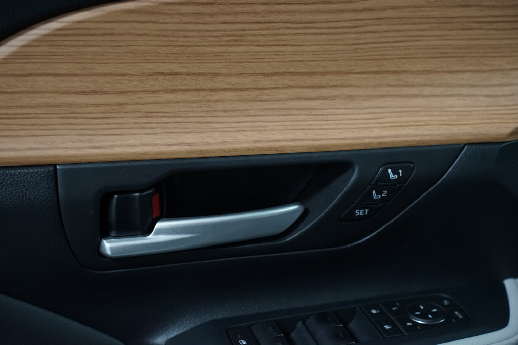 New 2026 Toyota Grand Highlander AWD Hybrid image 34