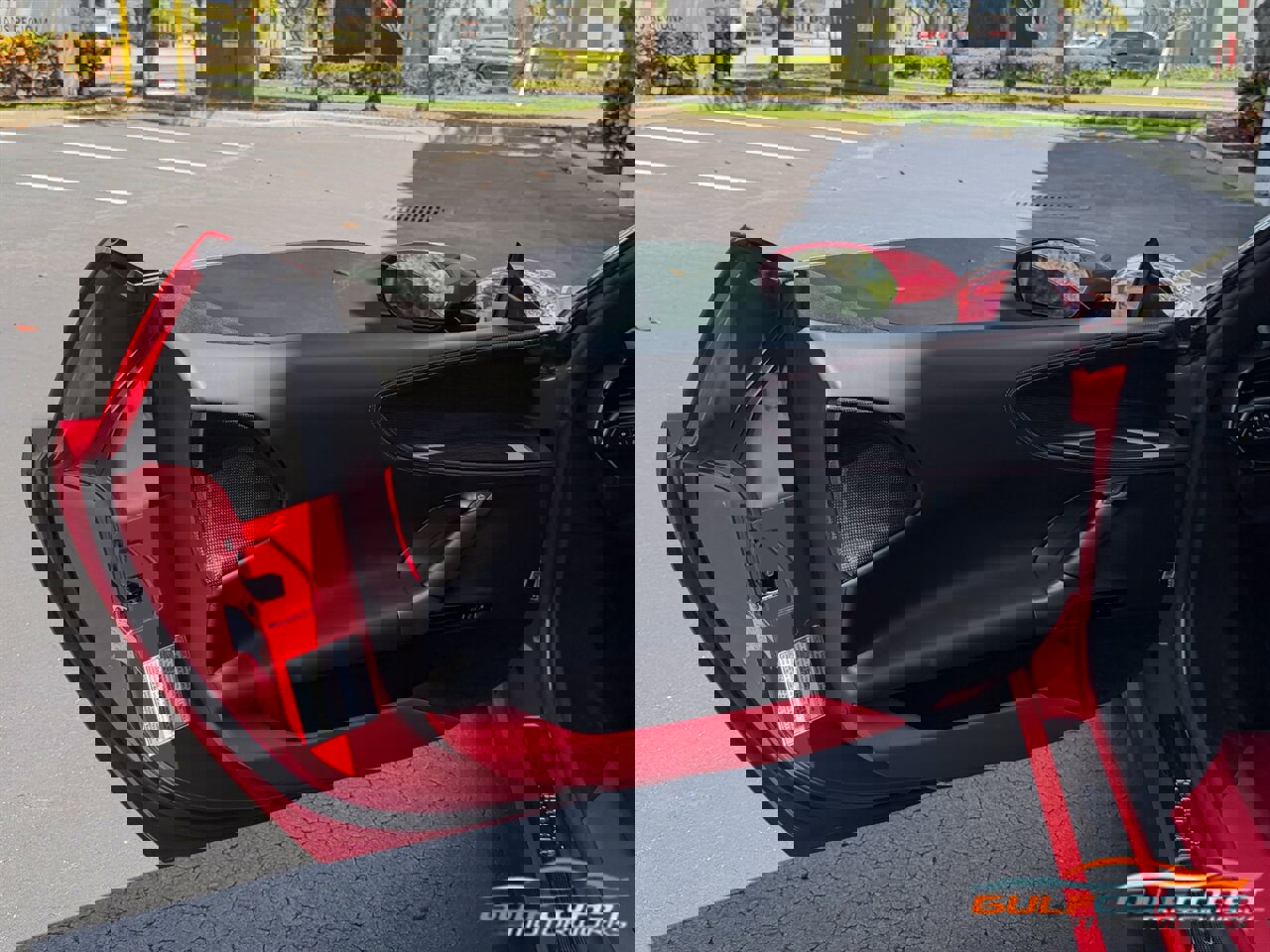 Used 2021 Ferrari SF90 Stradale image 23