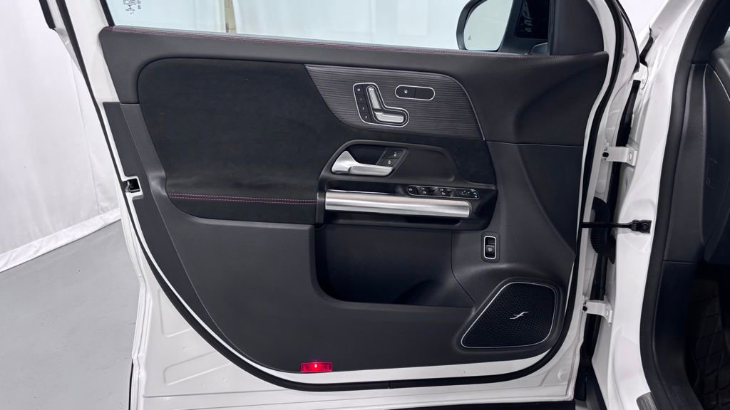 Certified 2022 Mercedes-Benz GLA 250 4MATIC image 15