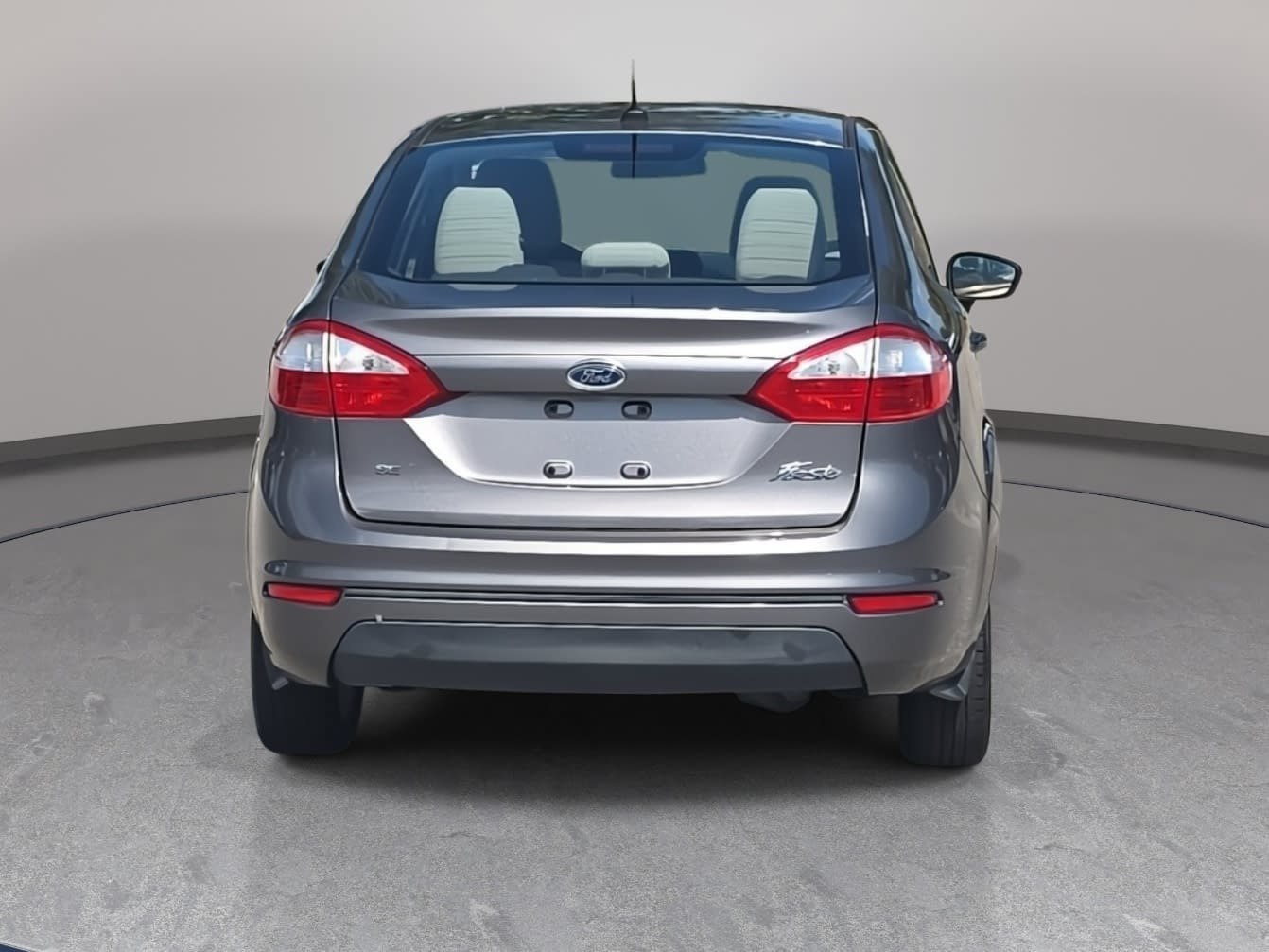 Used 2014 Ford Fiesta SE FWD image 6