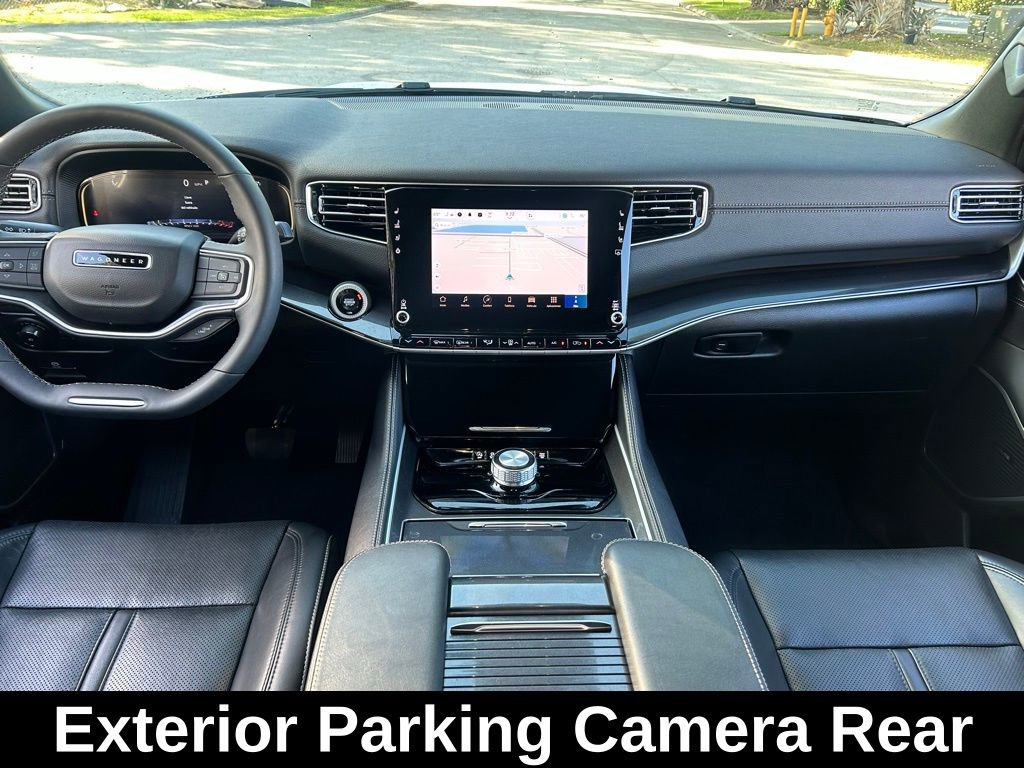 Certified 2024 Jeep Wagoneer L Base image 12