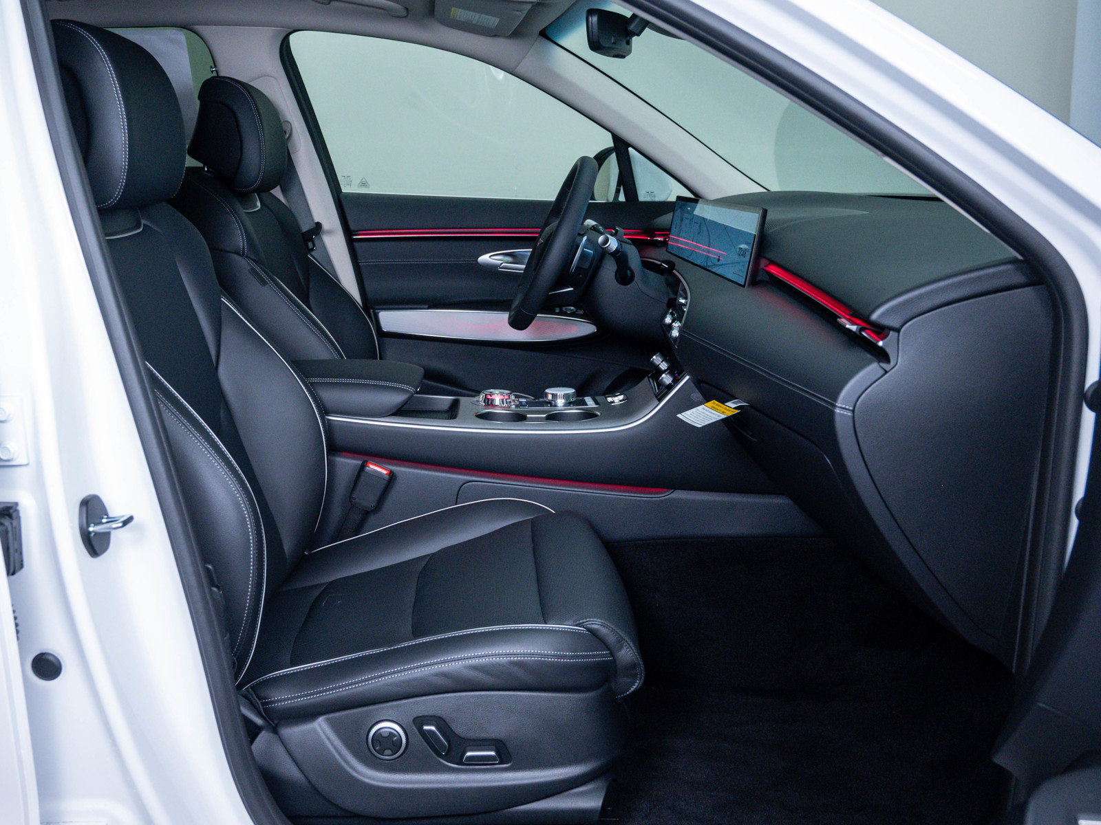 Used 2026 Genesis GV70 2.5T image 11