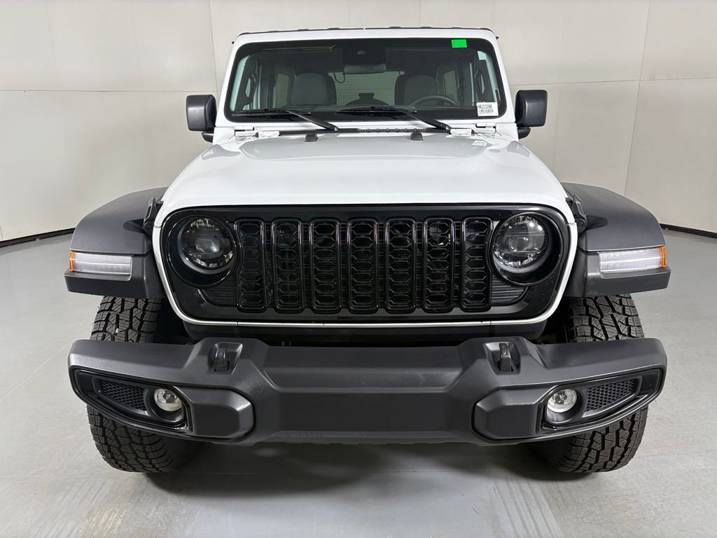 Used 2025 Jeep Wrangler Unlimited Sport AWD/4WD image 3