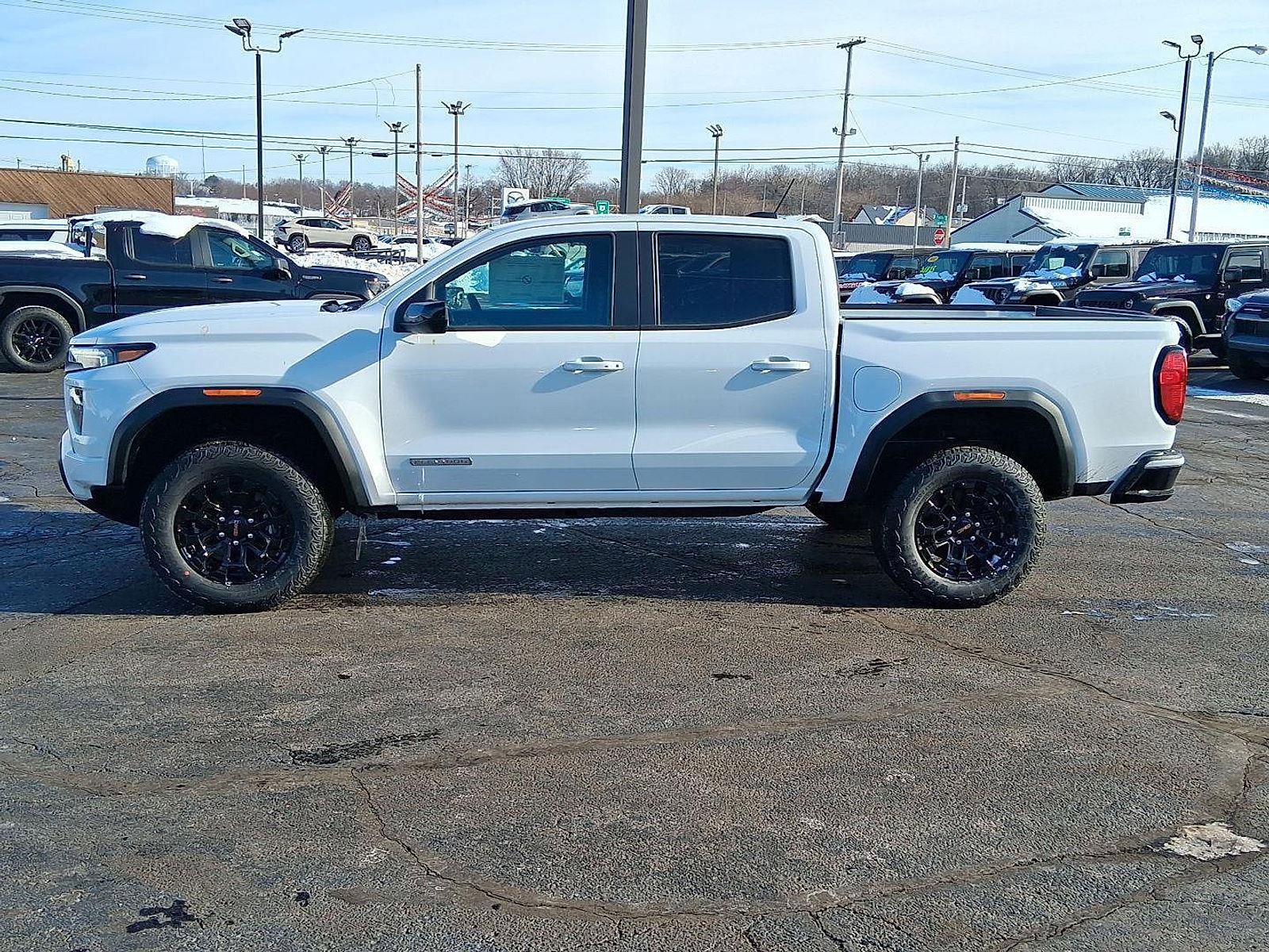 New 2026 GMC Canyon Elevation image 3