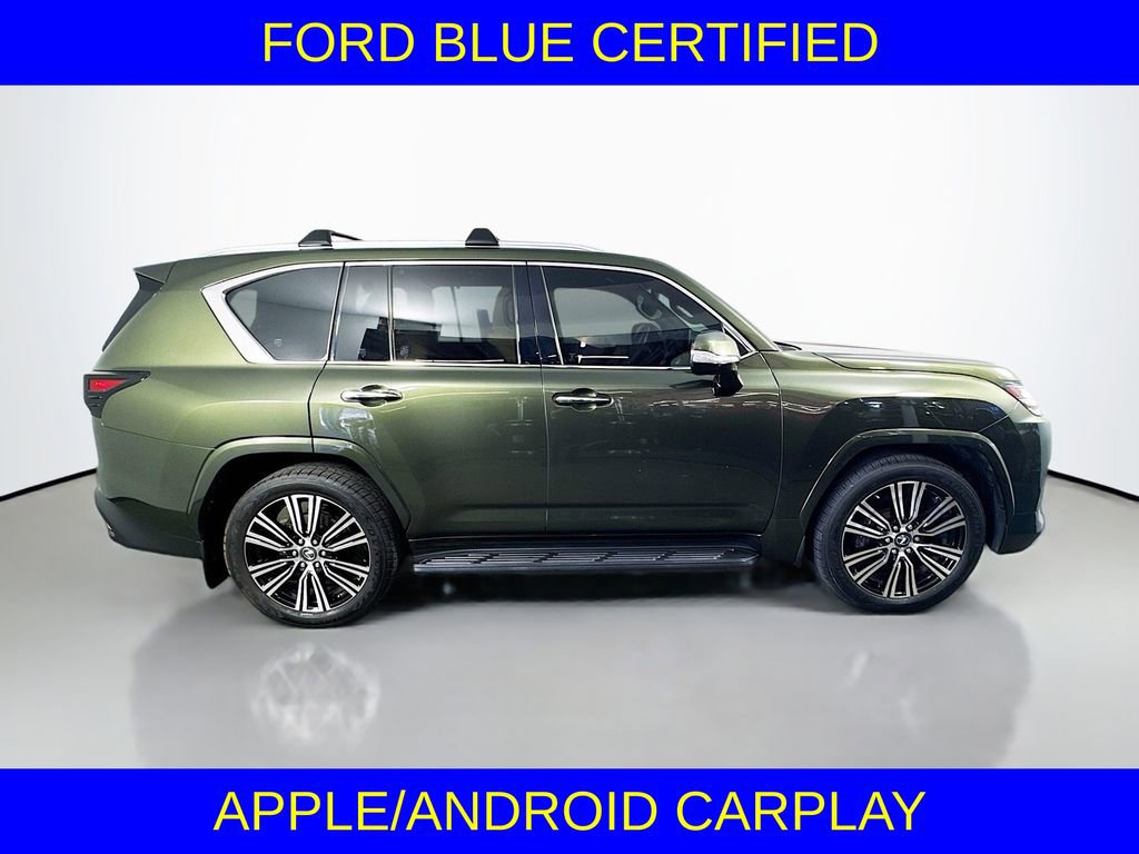 Used 2022 Lexus LX 600 4WD w/ Luxury Package image 4