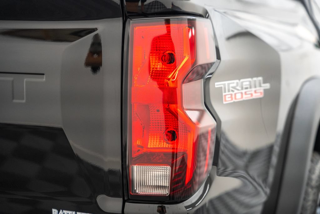 New 2026 Chevrolet Colorado Trail Boss AWD/4WD image 8