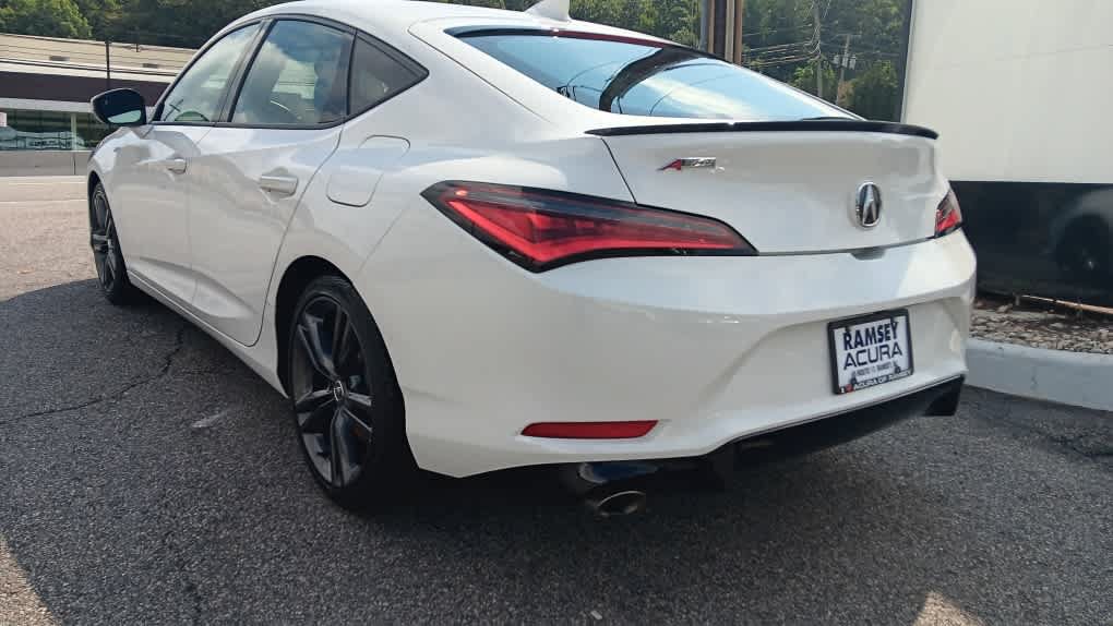 Used 2023 Acura Integra A-Spec FWD image 3
