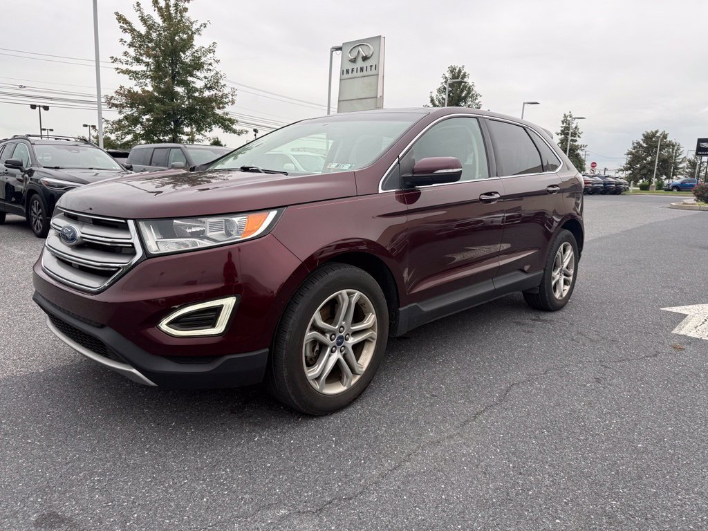 Used 2017 Ford Edge Titanium w/ Technology Package AWD/4WD image 5
