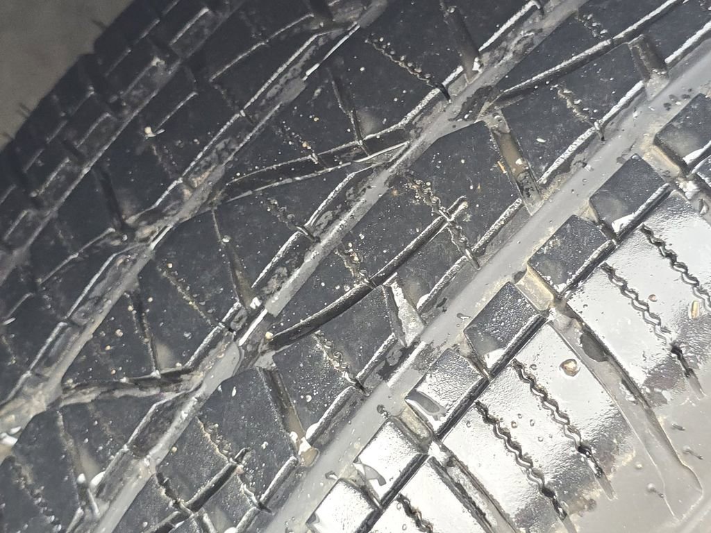 Used 2022 Kia Telluride EX w/ EX Premium Package image 11