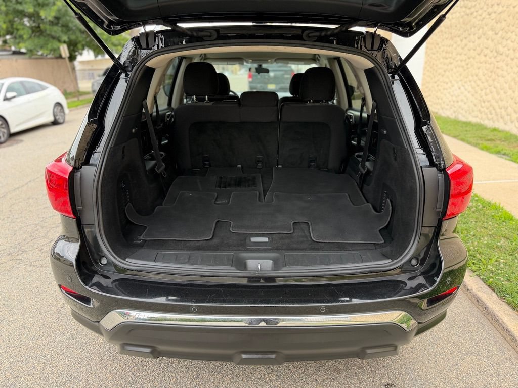 Used 2019 Nissan Pathfinder S AWD/4WD image 9