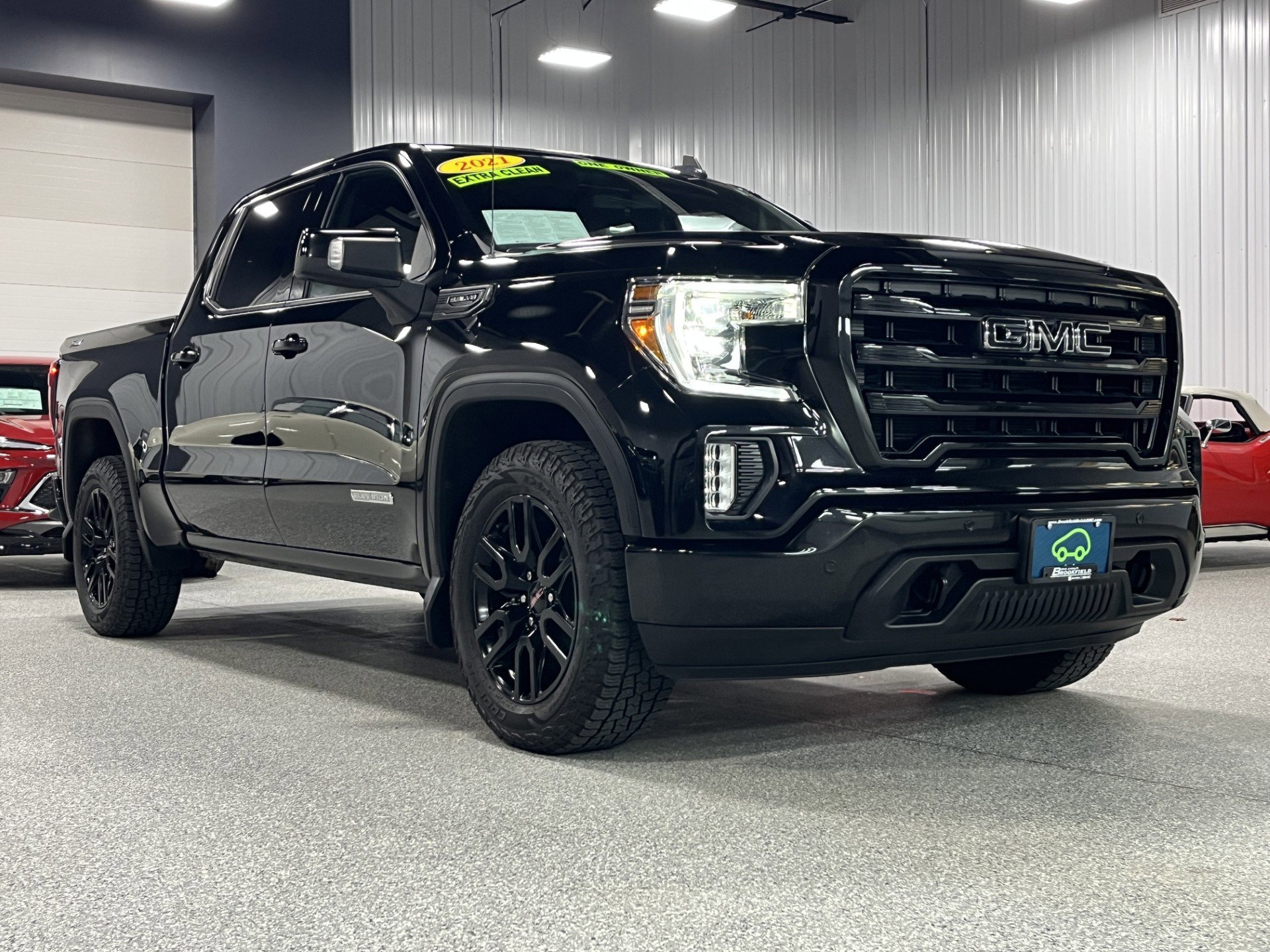 Certified 2021 GMC Sierra 1500 Elevation w/ Preferred Package AWD/4WD image 7