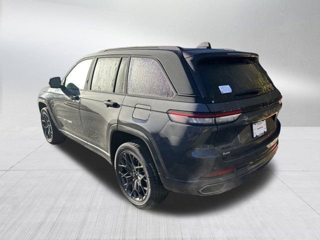 New 2025 Jeep Grand Cherokee Summit image 7