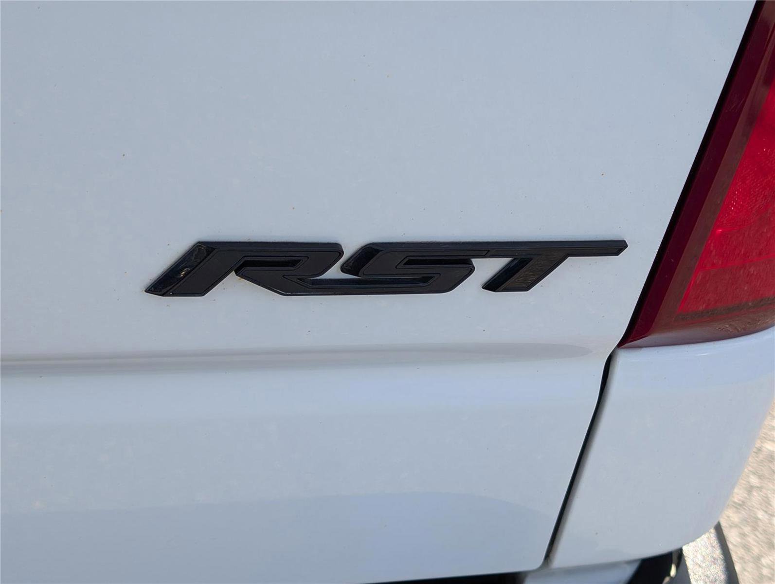 Used 2020 Chevrolet Silverado 1500 RST image 10