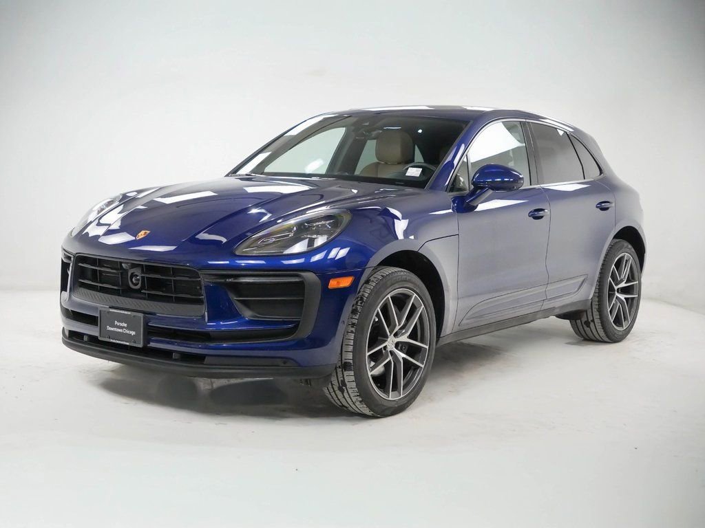 Certified 2022 Porsche Macan image 1