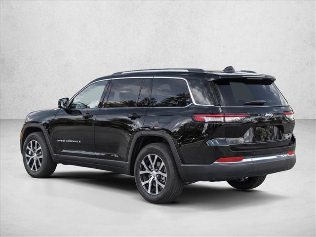 Used 2023 Jeep Grand Cherokee Limited RWD image 5