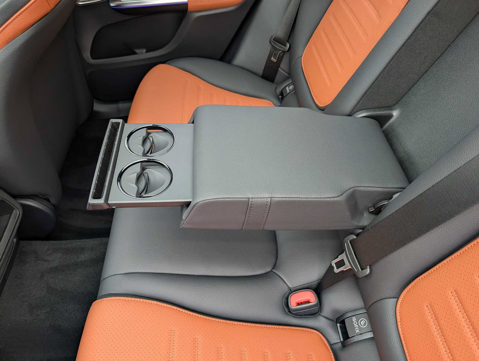 New 2027 Mercedes-Benz GLC 300 4MATIC image 17
