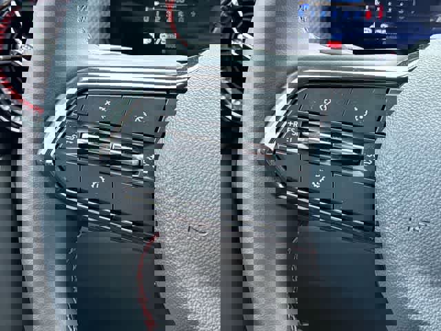 Used 2026 Chevrolet Equinox RS FWD image 24