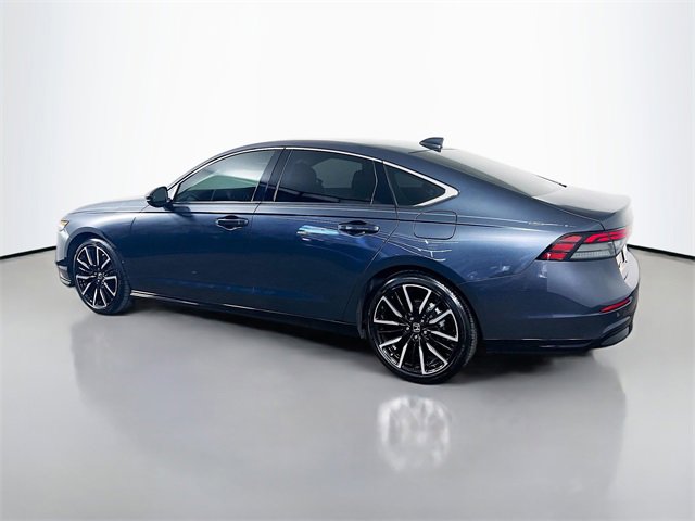 Used 2023 Honda Accord Touring image 7