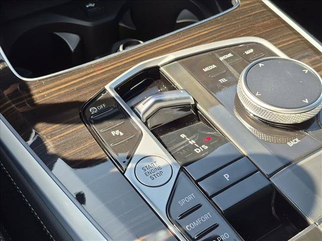 Used 2025 BMW X5 sDrive40i RWD image 12
