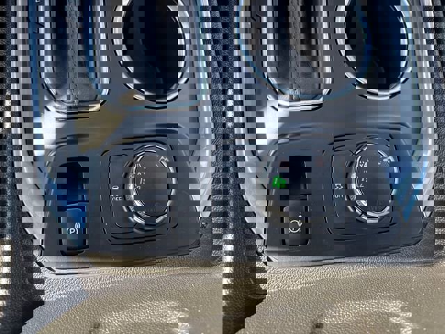 Certified 2020 Chevrolet Traverse LT w/ LT Premium Package image 17