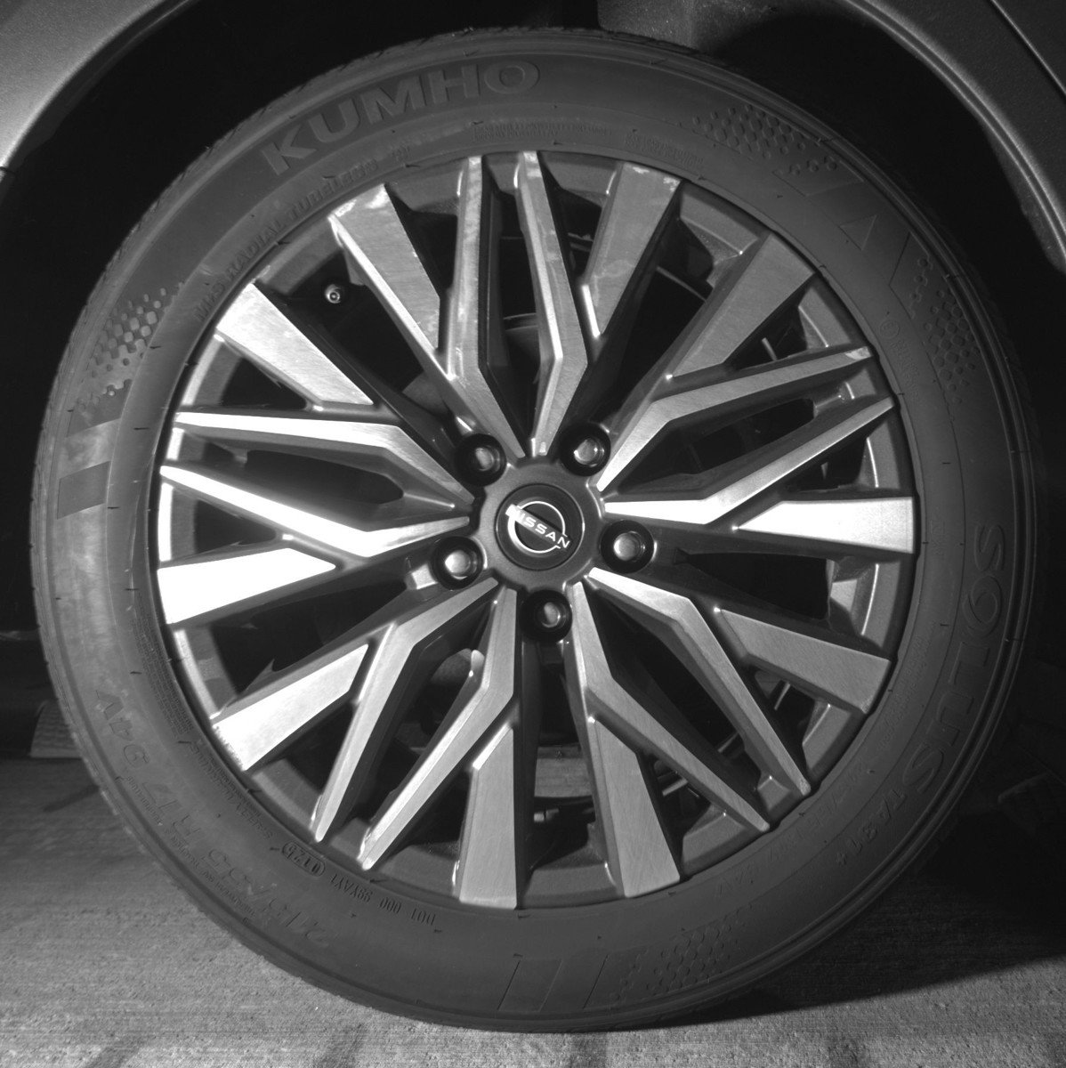 Used 2025 Nissan Altima 2.5 SV image 15