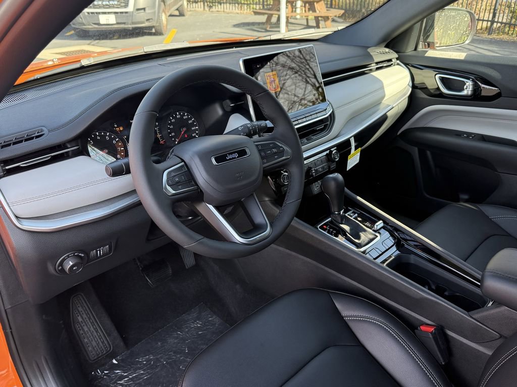 New 2026 Jeep Compass Limited image 12