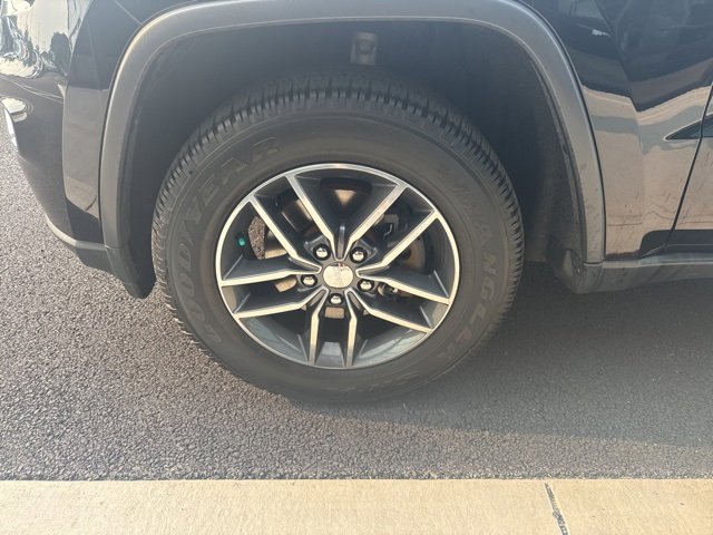 Used 2018 Jeep Grand Cherokee Limited image 9