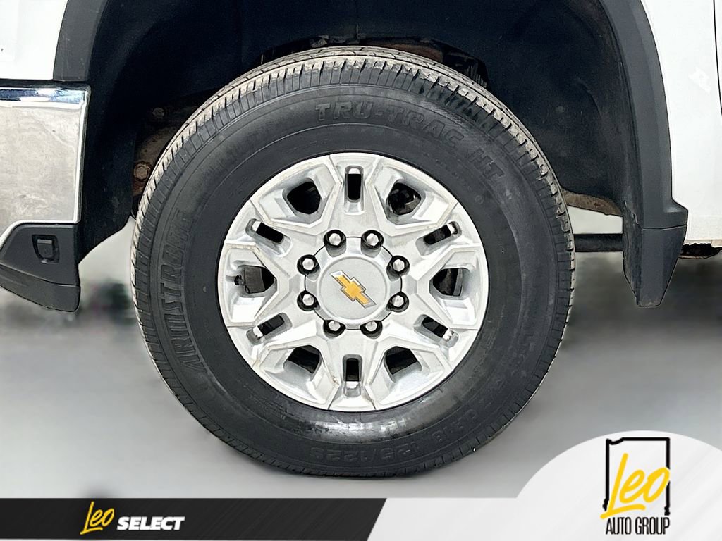 Used 2024 Chevrolet Silverado 2500 LT image 31