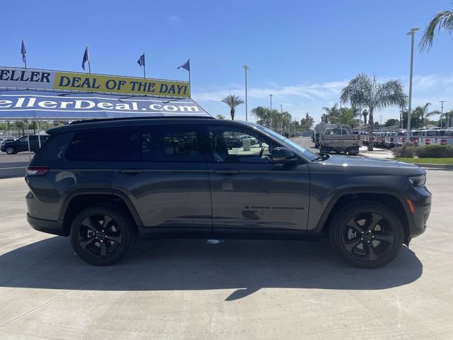 Used 2021 Jeep Grand Cherokee L Laredo image 9