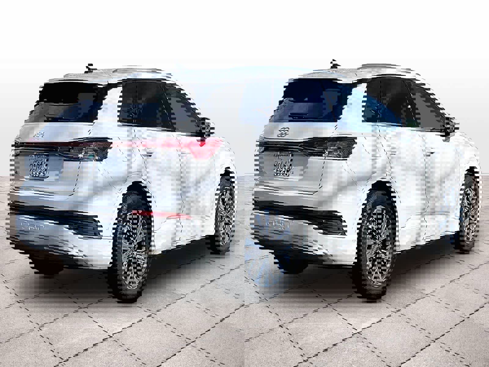 Used 2023 Audi Q4 e-tron Premium Plus image 16