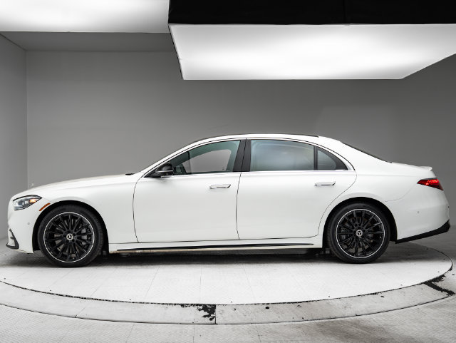 Used 2022 Mercedes-Benz S 500 4MATIC image 2