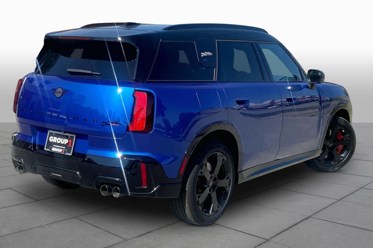 Used 2025 MINI Cooper Countryman John Cooper Works w/ Comfort Package Max AWD/4WD image 12